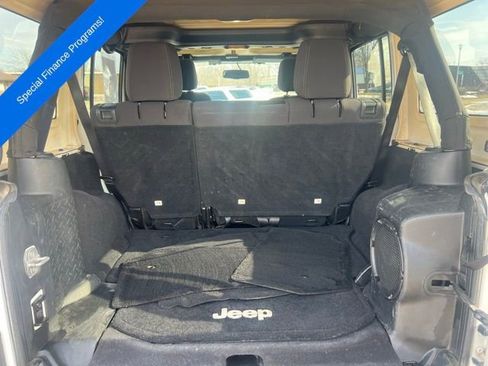 Used 2013 Jeep Wrangler Unlimited Sahara w/ Connectivity Group image 21