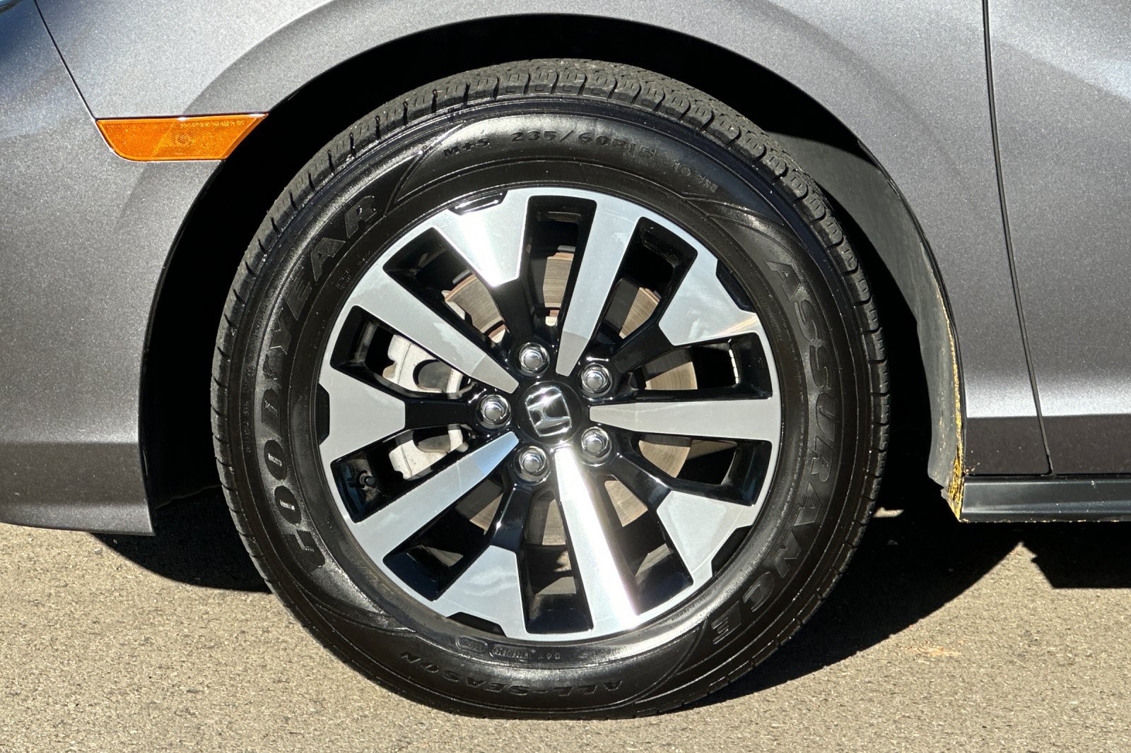 Used 2025 Honda Odyssey EX-L image 44
