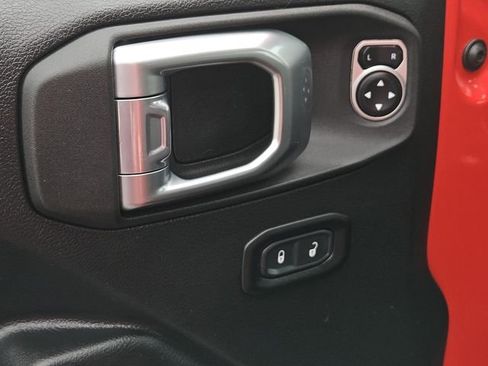 Used 2024 Jeep Wrangler Sport S image 26