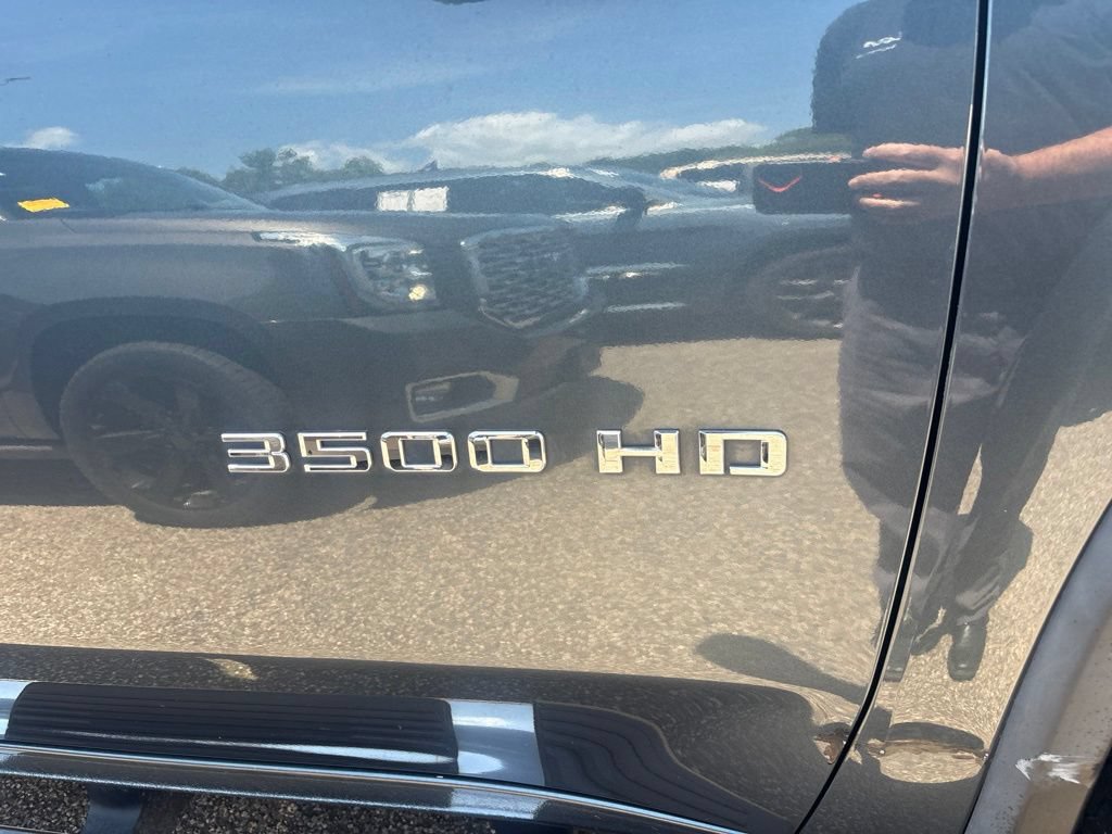 Used 2020 Chevrolet Silverado 3500 High Country w/ Z71 Off-Road Package AWD/4WD image 8
