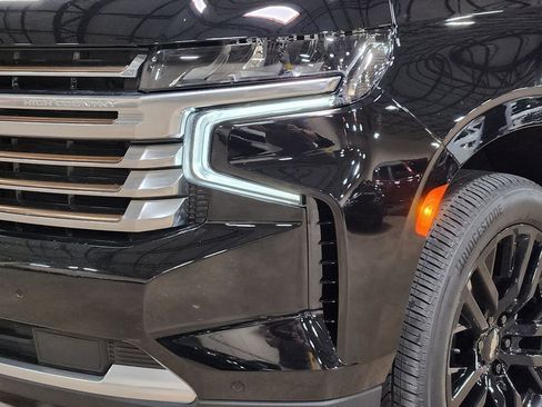 Used 2023 Chevrolet Tahoe High Country w/ Premium Package AWD/4WD image 14