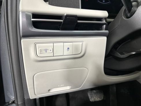 Certified 2025 Hyundai Tucson SE AWD/4WD image 47
