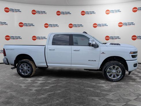 New 2026 RAM 2500 Laramie w/ Sport Appearance Package AWD/4WD image 4