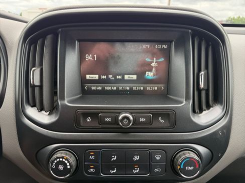 Used 2017 Chevrolet Colorado W/T w/ WT Convenience Package AWD/4WD image 17