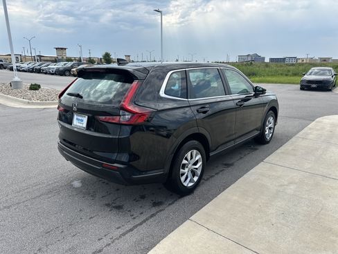 Used 2024 Honda CR-V LX image 4