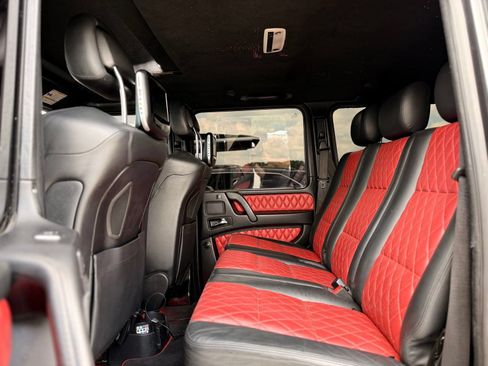 Used 2015 Mercedes-Benz G 63 AMG 4MATIC image 40