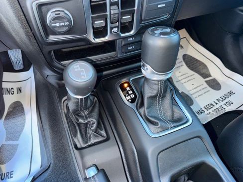 Used 2024 Jeep Wrangler Sahara w/ Technology Group image 18