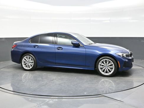 Used 2023 BMW 330i xDrive Sedan w/ Premium Package AWD/4WD image 8
