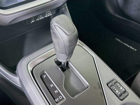 Used 2025 Subaru Crosstrek 2.5i Premium AWD/4WD image 22
