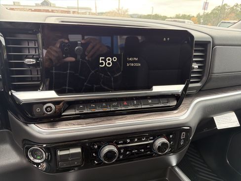 New 2026 Chevrolet Silverado 1500 LTZ w/ Technology Package AWD/4WD image 27