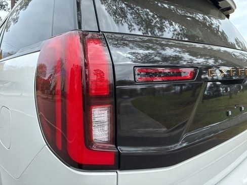 New 2026 Ford Expedition Tremor image 13