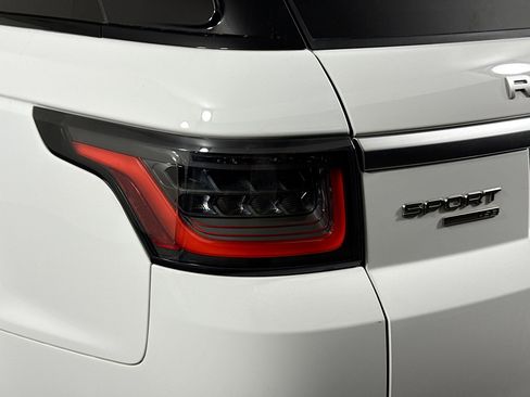 Used 2019 Land Rover Range Rover Sport HSE image 36