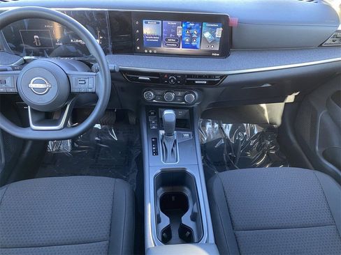 New 2026 Nissan Kicks S FWD image 21