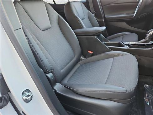 Used 2023 Buick Encore GX Select w/ Sport Touring Package FWD image 19