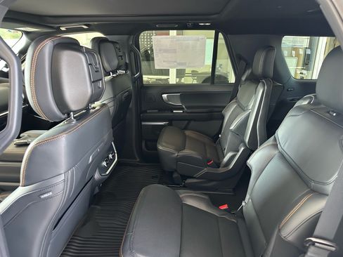 Used 2027 Ford Expedition Tremor w/ Driver's Package AWD/4WD image 23