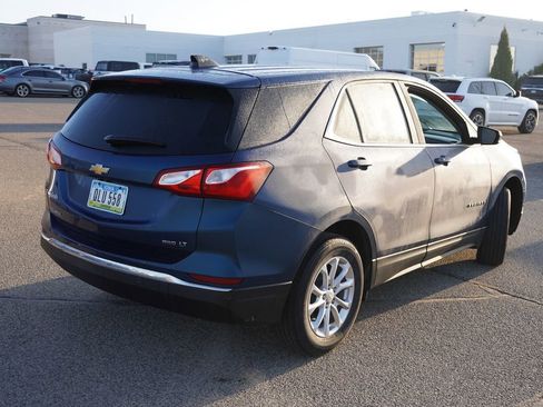 Used 2020 Chevrolet Equinox LT image 3