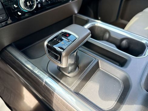 Used 2023 Chevrolet Silverado 1500 LTZ w/ LTZ Premium Package image 20