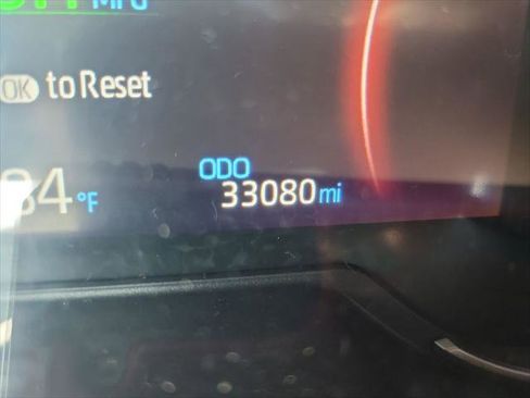 Certified 2024 Toyota RAV4 LE FWD image 37