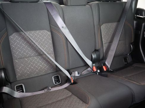 Used 2025 Jeep Gladiator Mojave image 23