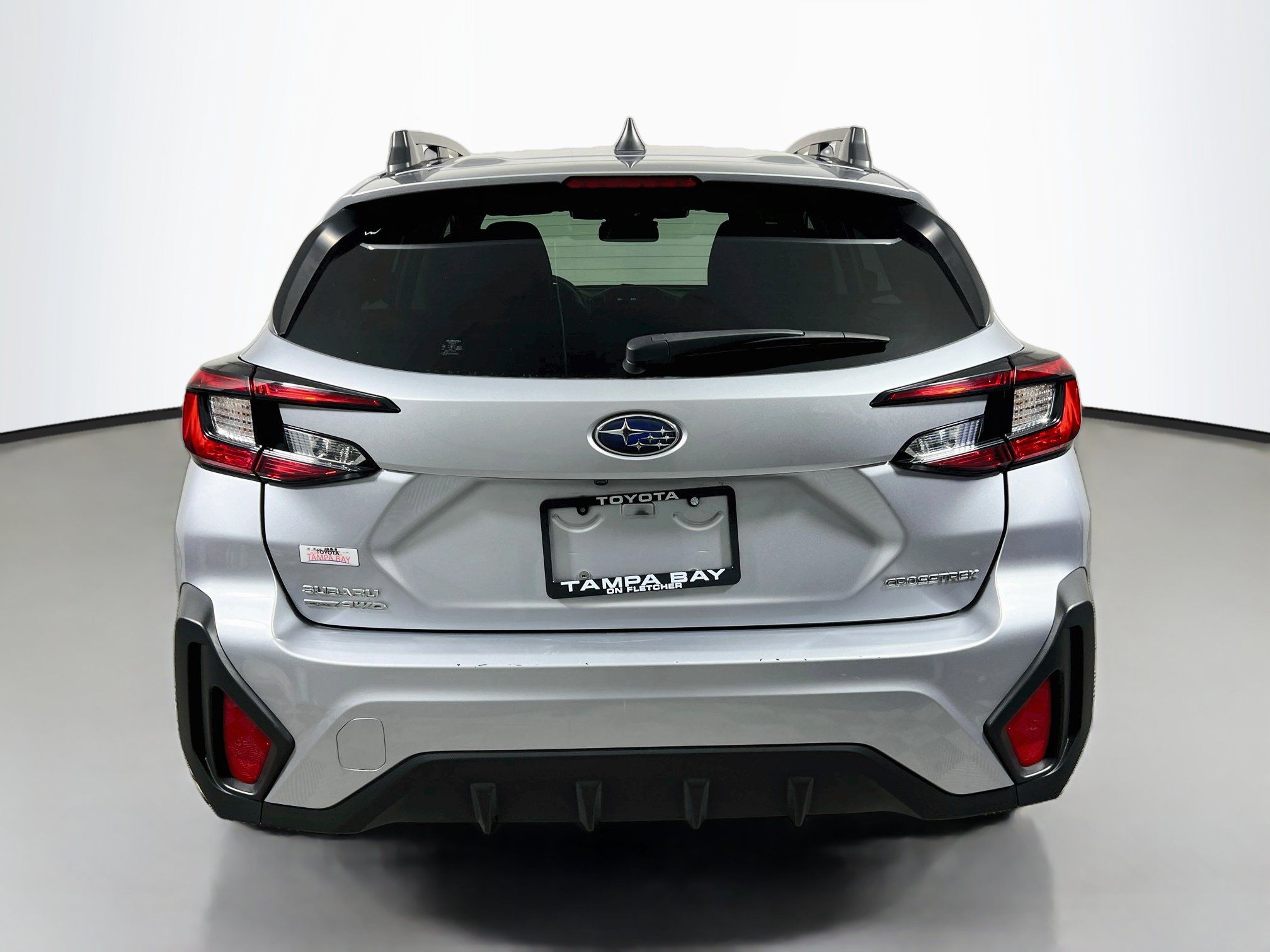 Used 2025 Subaru Crosstrek 2.5i Premium AWD/4WD image 6