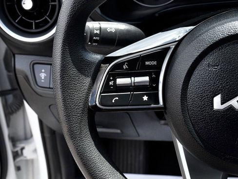 Used 2024 Kia Forte LXS image 21