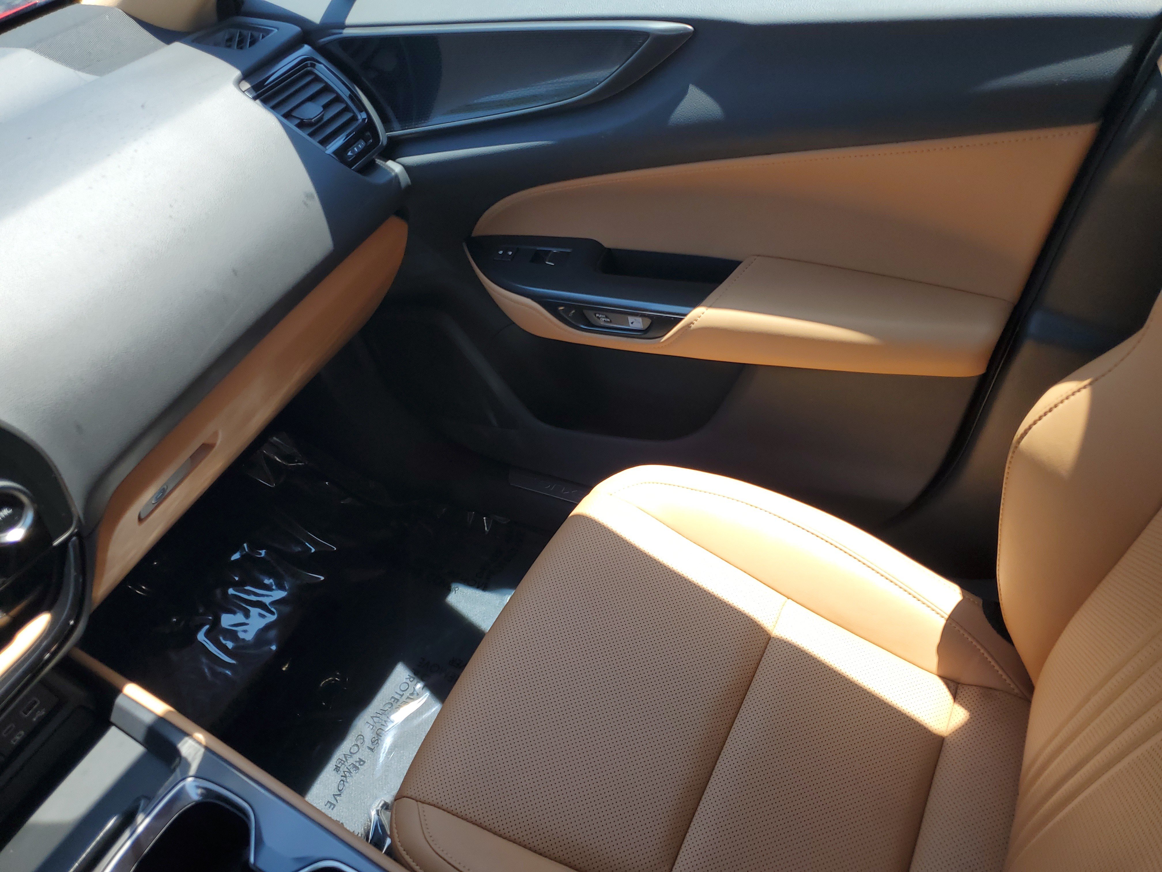 Used 2024 Lexus NX 250 FWD w/ Towing Package (2000 Lbs) image 11