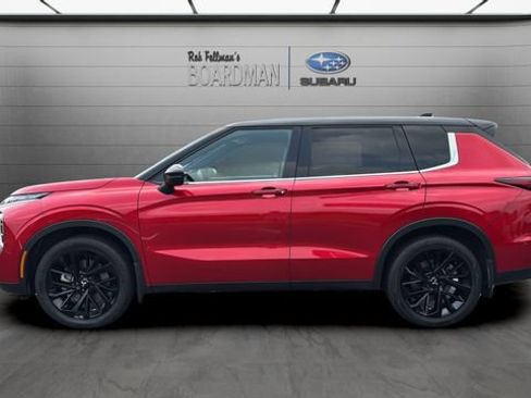 Used 2023 Mitsubishi Outlander SEL AWD/4WD image 9
