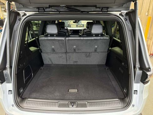 New 2026 Jeep Grand Wagoneer L Limited image 23