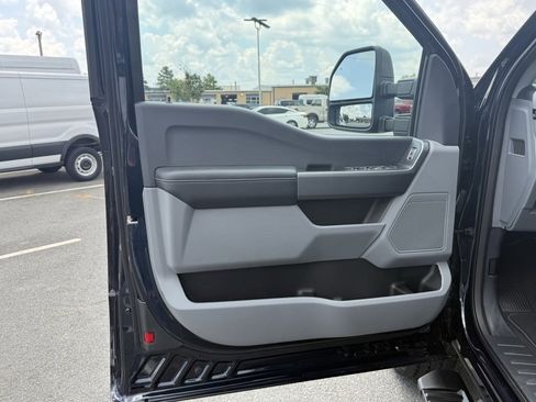 New 2025 Ford F350 XLT image 13