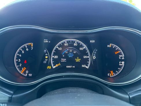 Used 2022 Jeep Grand Cherokee Laredo X RWD image 30
