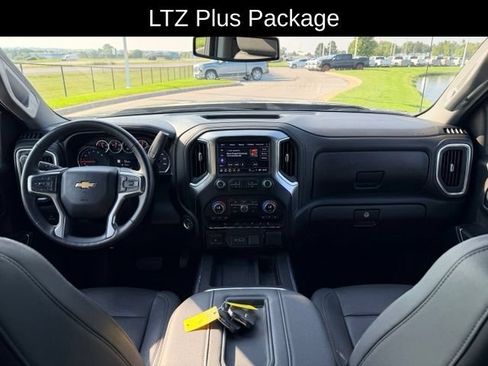Used 2022 Chevrolet Silverado 1500 LTZ AWD/4WD image 7