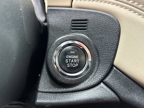 Used 2023 Subaru Outback Limited image 16