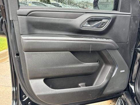Used 2023 Chevrolet Suburban RST AWD/4WD image 24