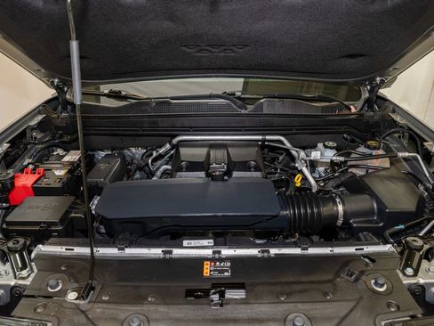 Used 2024 GMC Canyon AT4 w/ AT4 Premium Package image 20