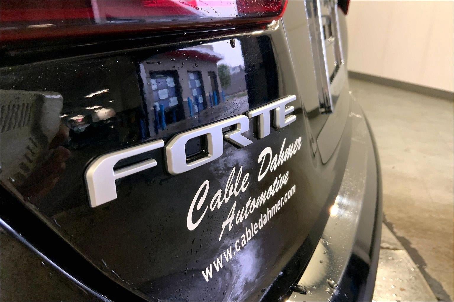 Used 2023 Kia Forte GT-Line FWD image 8
