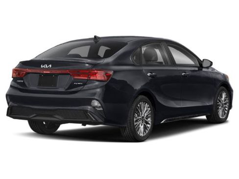 Used 2023 Kia Forte GT-Line w/ GT-Line Premium Package FWD image 5