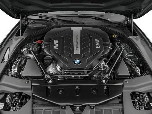 Used 2017 BMW 650i Convertible RWD image 13