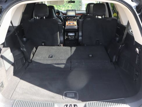 Used 2021 Lincoln Aviator Reserve w/ Equipment Group 201A RWD image 9