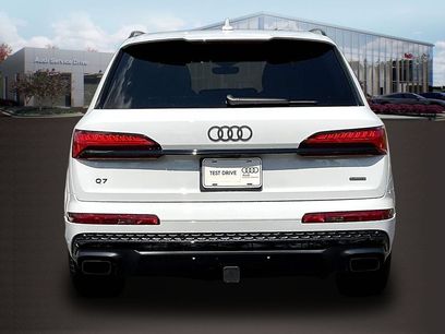 New 2026 Audi Q7 Premium Plus