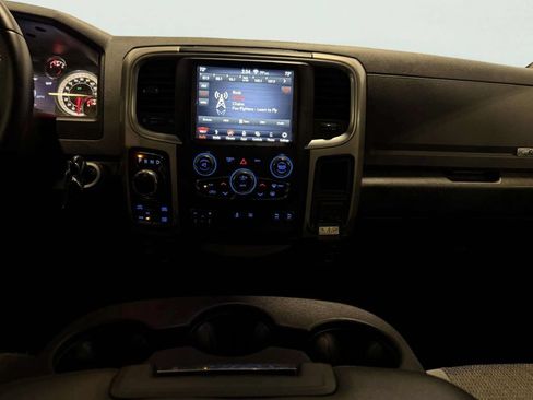 Used 2019 RAM 1500 Big Horn AWD/4WD image 30