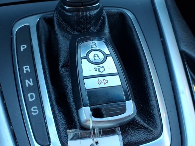 Used 2017 Ford Edge Titanium AWD/4WD image 29