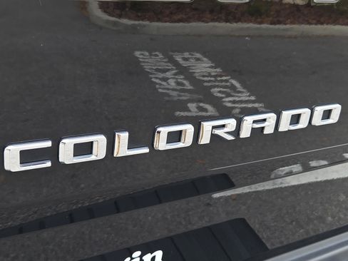 Used 2021 Chevrolet Colorado ZR2 w/ ZR2 Midnight Special Edition image 32