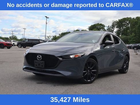 Used 2023 MAZDA MAZDA3 s FWD image 2