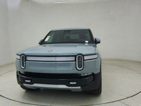 Used 2023 Rivian R1T Adventure image 64