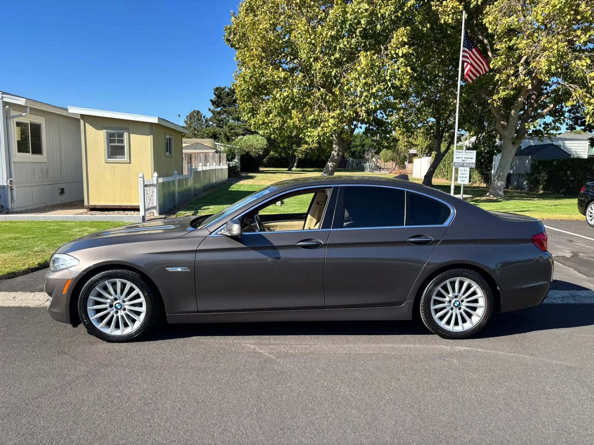 Used 2011 BMW 535i Sedan RWD image 1
