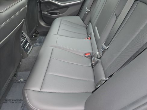 Used 2025 BMW 330i Sedan image 13