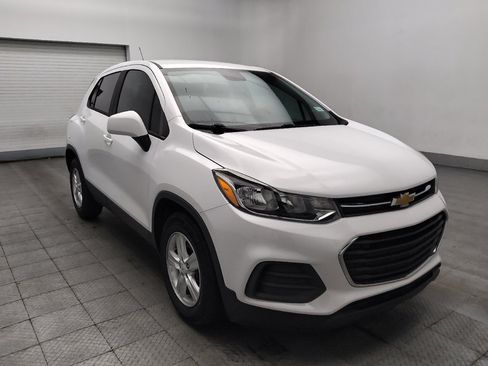 Used 2020 Chevrolet Trax LS w/ Tint and Cruise Package FWD image 13