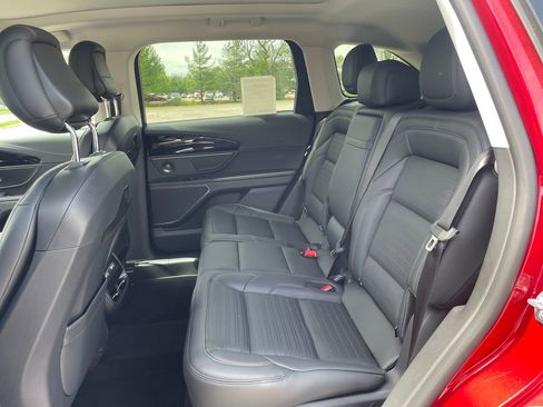 New 2026 Lincoln Nautilus Reserve w/ Jet Appearance Package AWD/4WD image 14