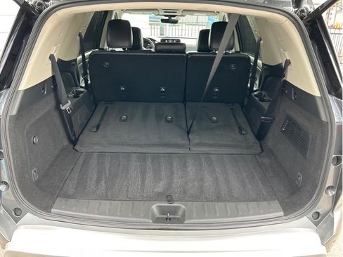 Used 2024 Nissan Pathfinder SL image 28