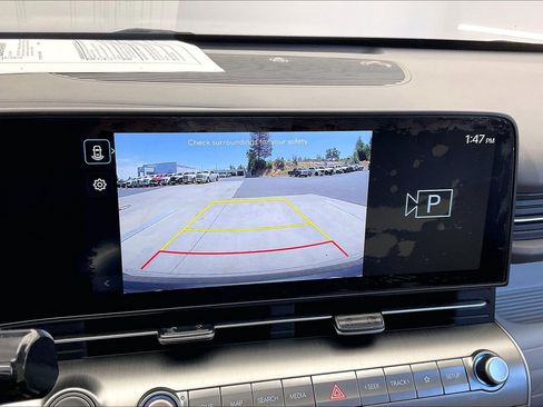 Used 2024 Hyundai Kona SE FWD image 23